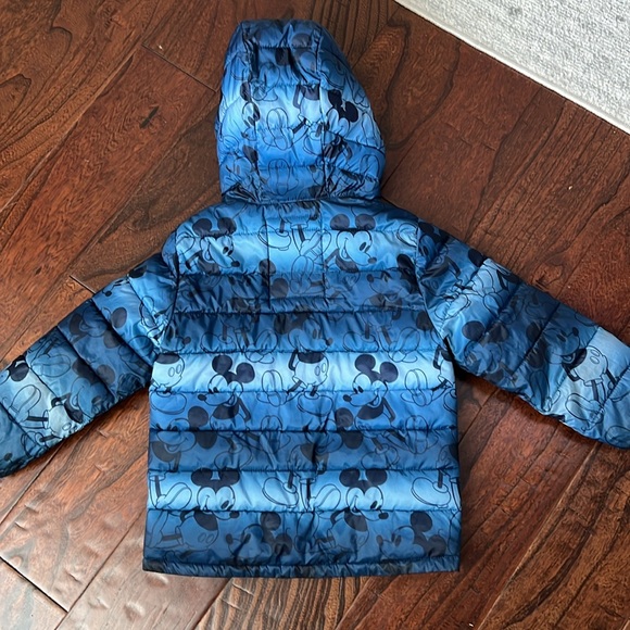 Gap Disney size 4 puffer jacket Mickey Mouse - Picture 4 of 4